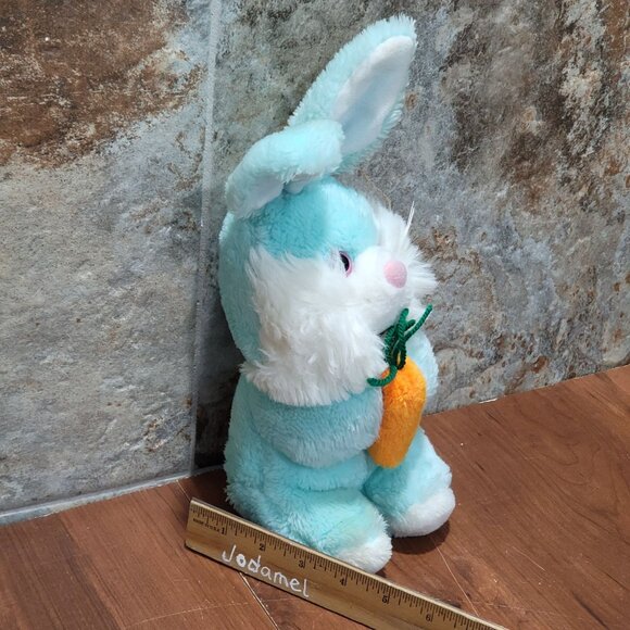Vintage Kaybee Blue And White Bunny Rabbit Holding Carrot Plush - Picture 8 of 11